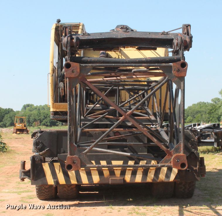 image for item DD4985 1969 P & H 645TC crane