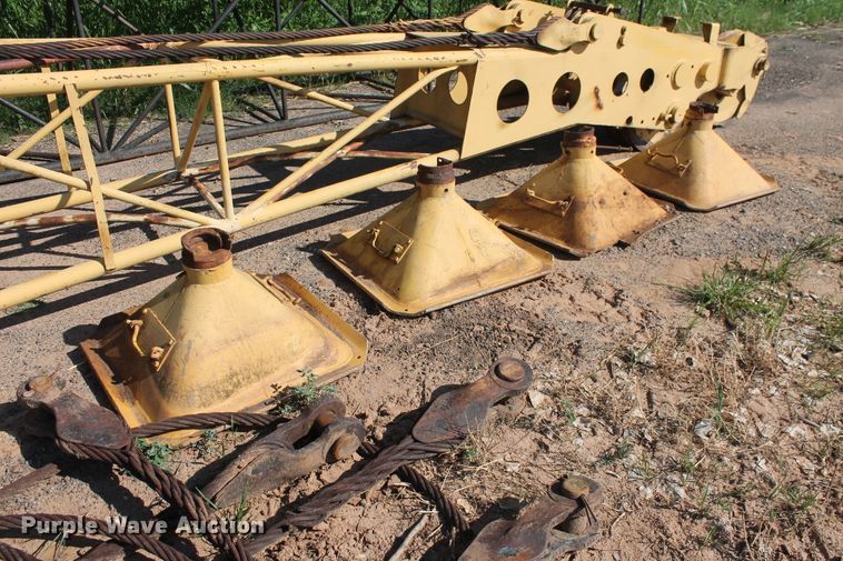 image for item DD4985 1969 P & H 645TC crane