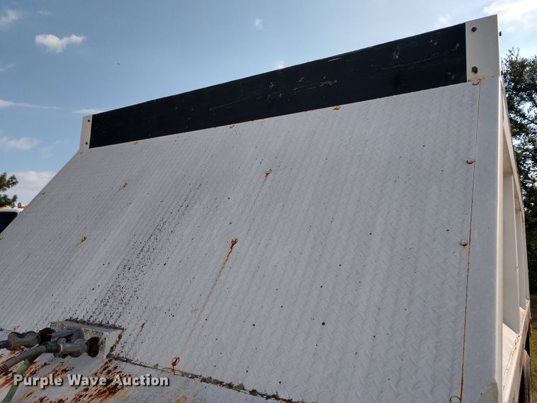 image for item DD7112 1987 Lode bottom dump trailer