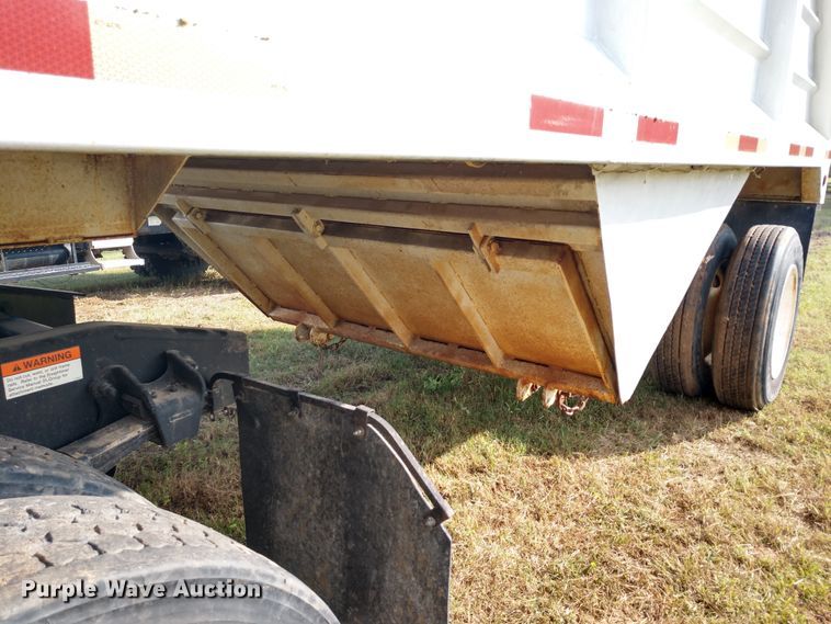 image for item DD7112 1987 Lode bottom dump trailer