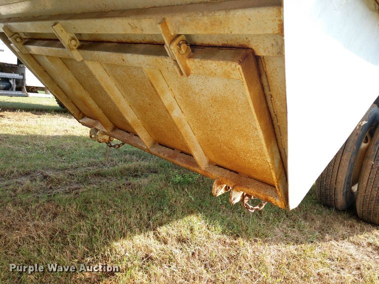 image for item DD7112 1987 Lode bottom dump trailer