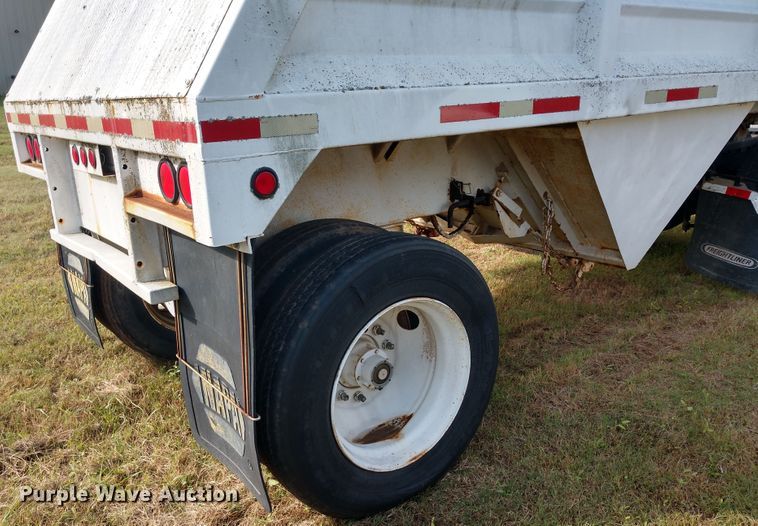 image for item DD7112 1987 Lode bottom dump trailer