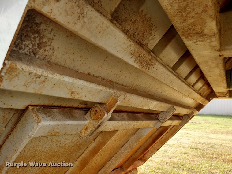 image for item DD7112 1987 Lode bottom dump trailer