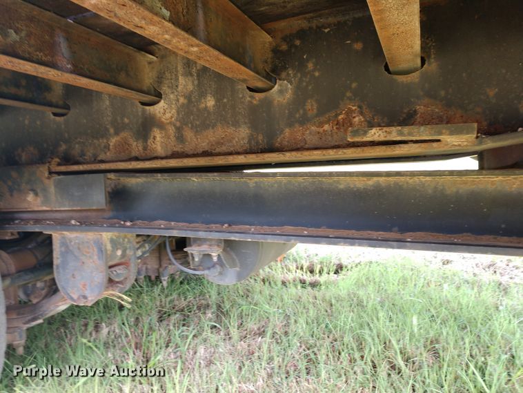 image for item DD7114 2006 Trail Eze TE401 tilt deck equipment trailer