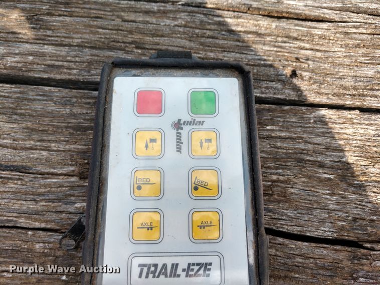 image for item DD7114 2006 Trail Eze TE401 tilt deck equipment trailer