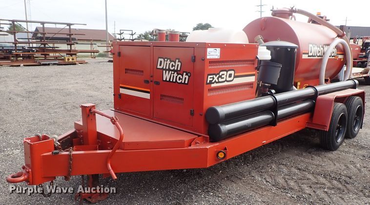 image for item DE1106 2003 Ditch Witch FX30 vacuum excavator