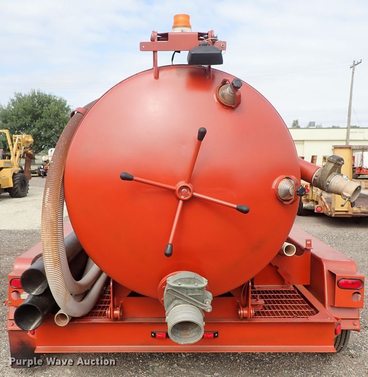 image for item DE1106 2003 Ditch Witch FX30 vacuum excavator