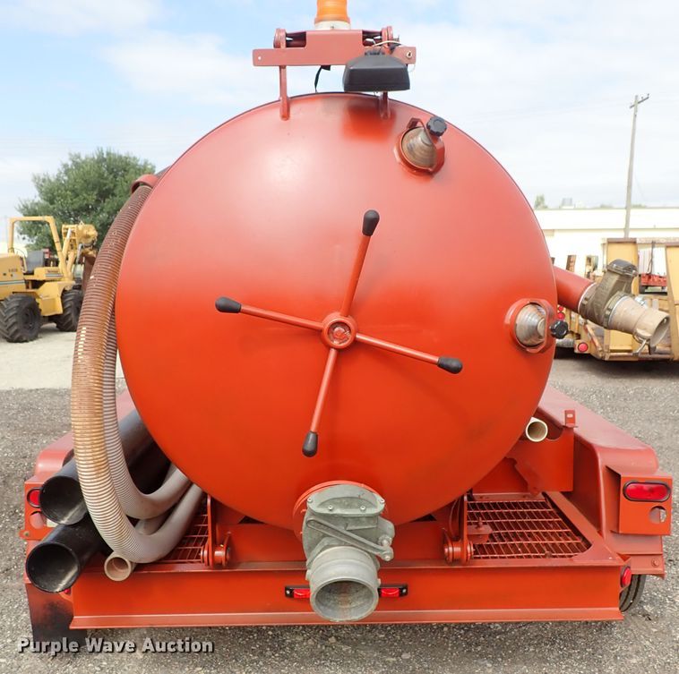 image for item DE1106 2003 Ditch Witch FX30 vacuum excavator