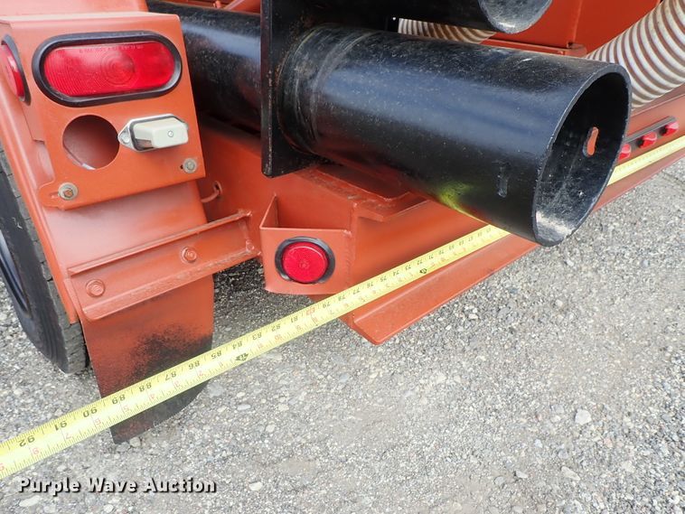 image for item DE1106 2003 Ditch Witch FX30 vacuum excavator