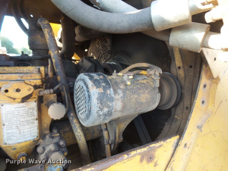 image for item DE2428 1964 Caterpillar D6C dozer