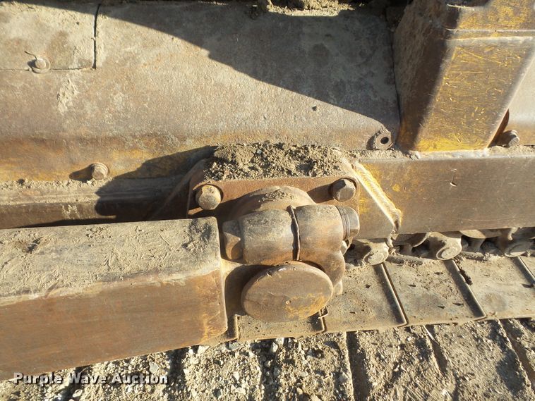 image for item DE2428 1964 Caterpillar D6C dozer