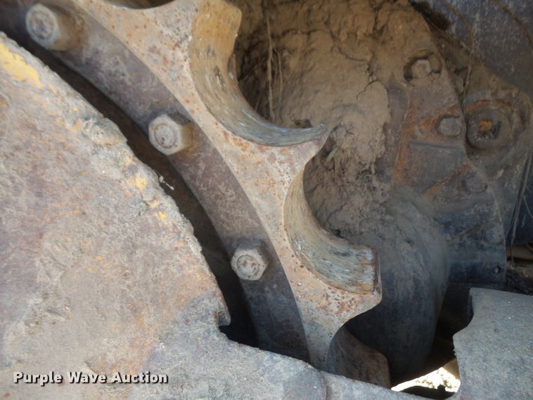 image for item DE2428 1964 Caterpillar D6C dozer