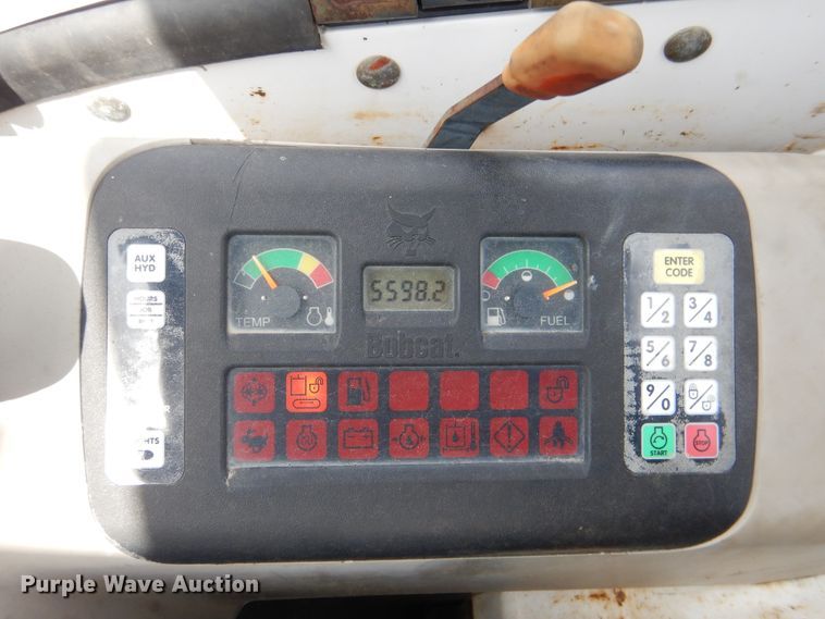 image for item DE4021 2005 Bobcat 430 mini excavator