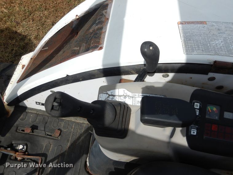 image for item DE4021 2005 Bobcat 430 mini excavator