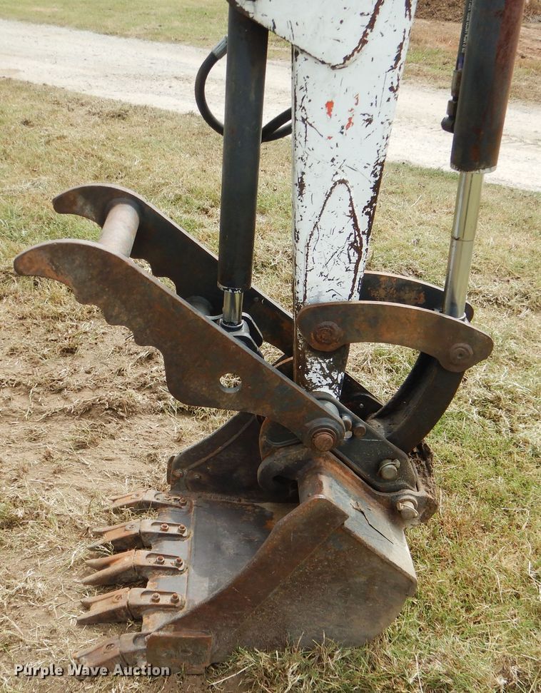 image for item DE4021 2005 Bobcat 430 mini excavator