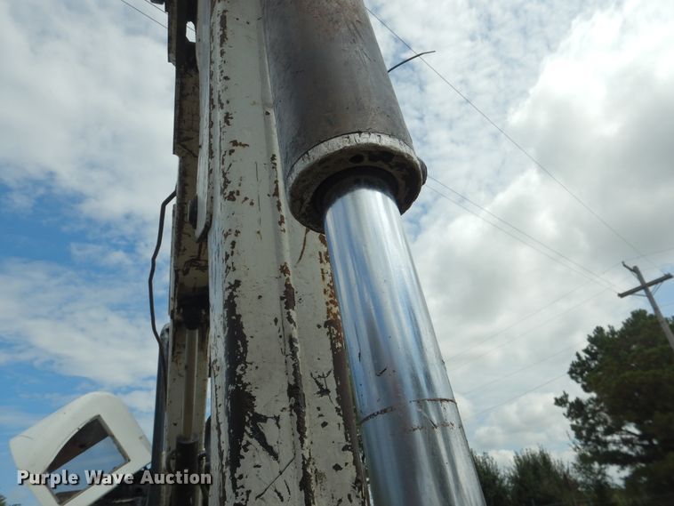 image for item DE4021 2005 Bobcat 430 mini excavator