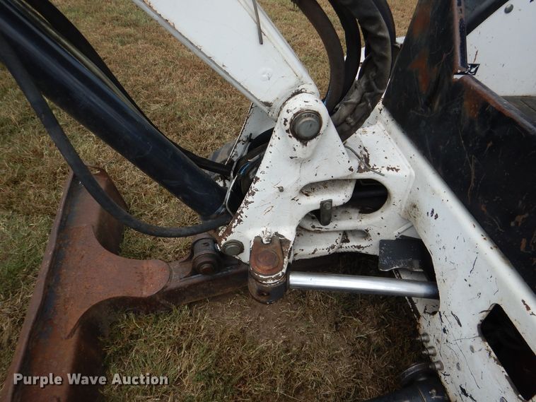 image for item DE4021 2005 Bobcat 430 mini excavator