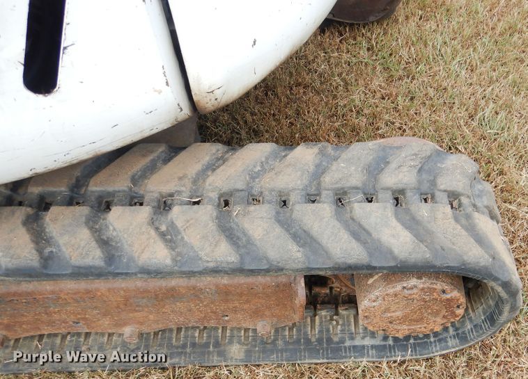 image for item DE4021 2005 Bobcat 430 mini excavator