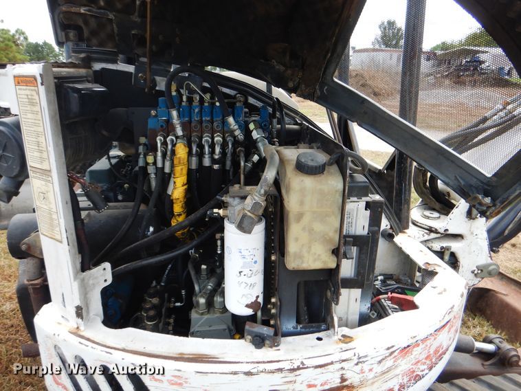 image for item DE4021 2005 Bobcat 430 mini excavator