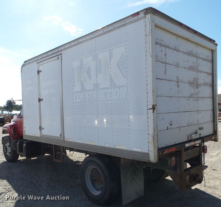 image for item DF0806 1997 Chevrolet C7H042 box truck