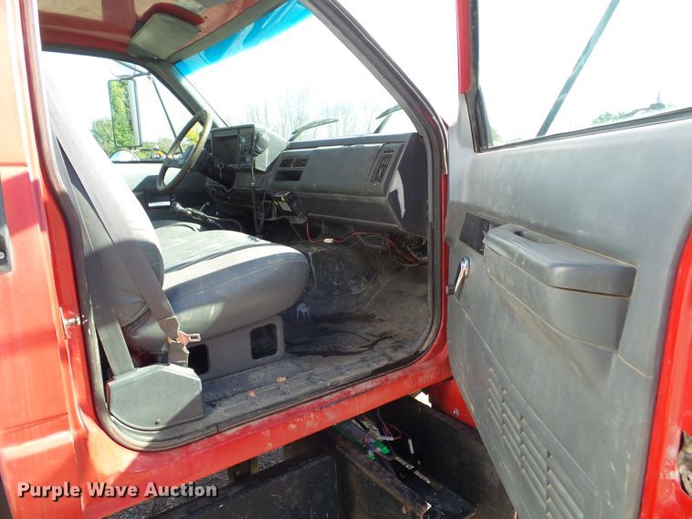 image for item DF0806 1997 Chevrolet C7H042 box truck