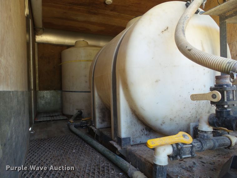 image for item DF0806 1997 Chevrolet C7H042 box truck