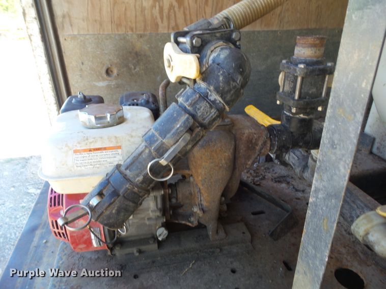 image for item DF0806 1997 Chevrolet C7H042 box truck