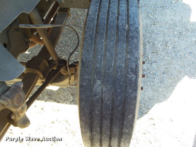 image for item DF0806 1997 Chevrolet C7H042 box truck