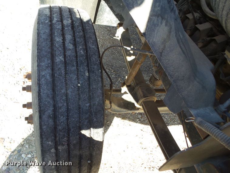 image for item DF0806 1997 Chevrolet C7H042 box truck