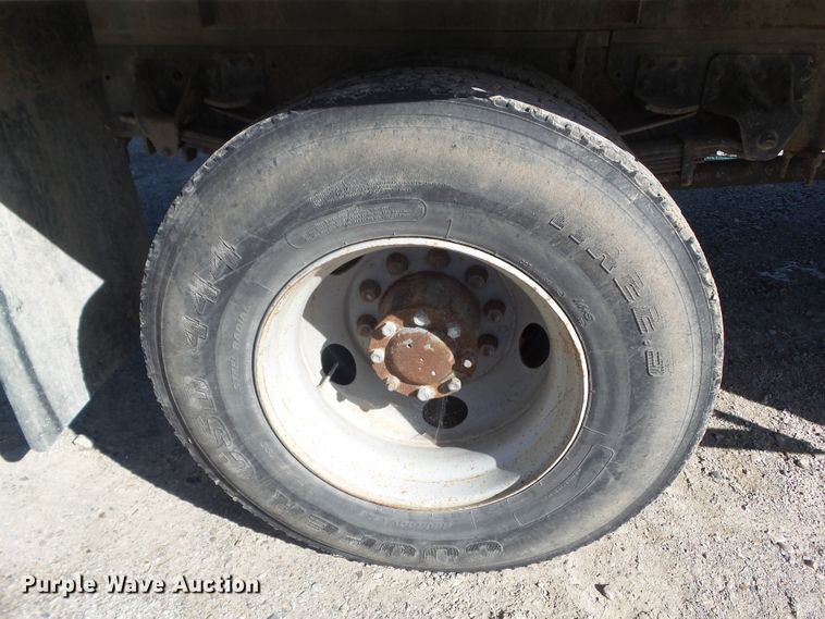 image for item DF0806 1997 Chevrolet C7H042 box truck