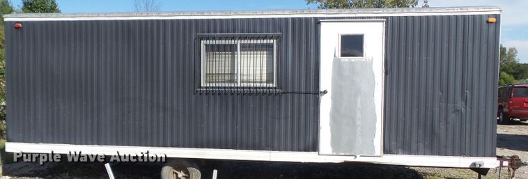 image for item DF0807 1999 Forest River Premiere job site trailer