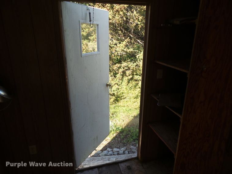 image for item DF0807 1999 Forest River Premiere job site trailer