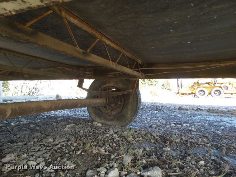 image for item DF0807 1999 Forest River Premiere job site trailer