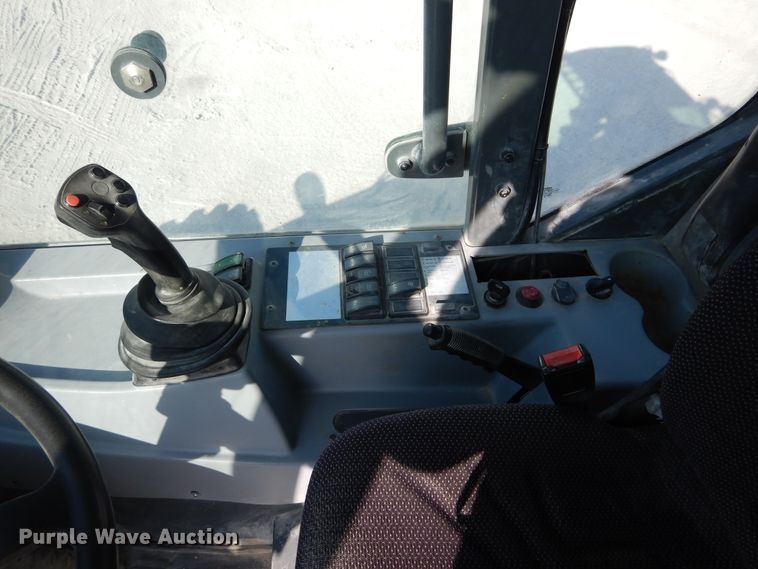 image for item DF2584 2016 Wacker Neuson 1150 wheel loader