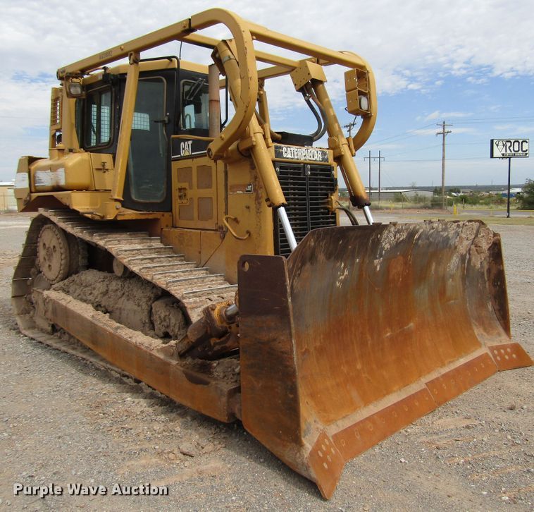 image for item DG0204 2005 Caterpillar D6R dozer