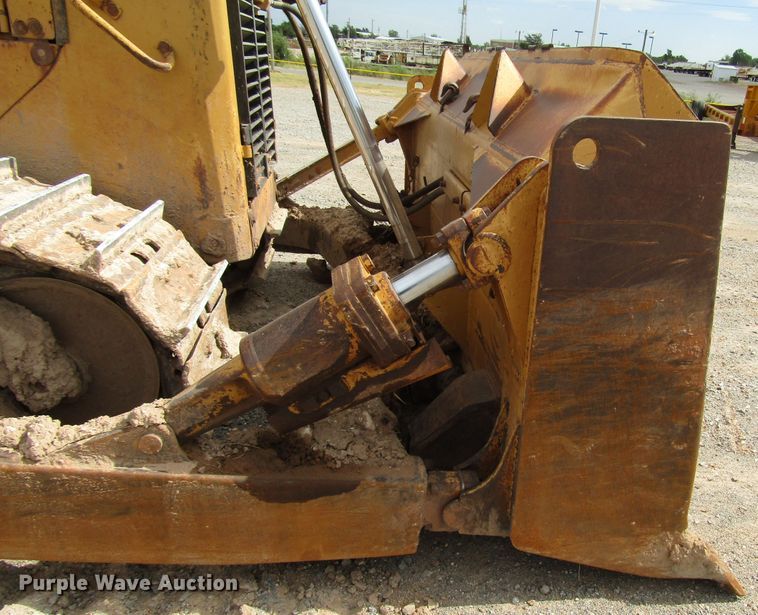image for item DG0204 2005 Caterpillar D6R dozer