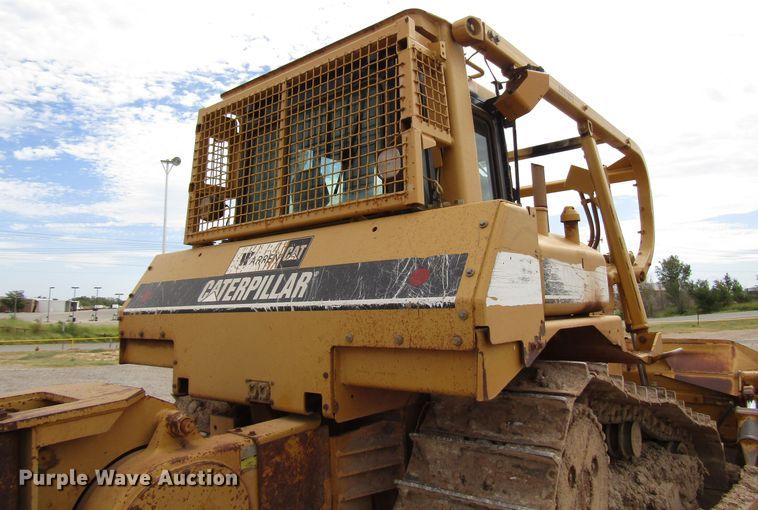 image for item DG0204 2005 Caterpillar D6R dozer