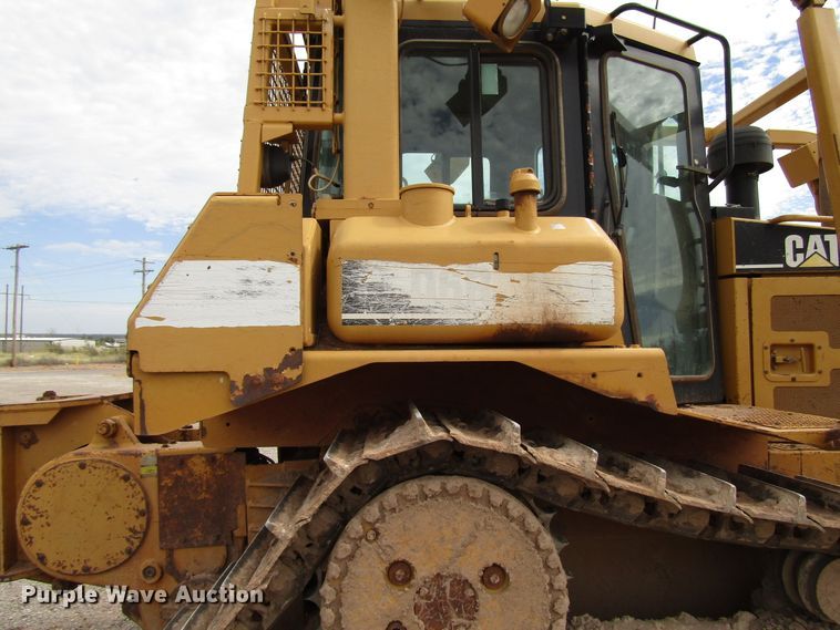 image for item DG0204 2005 Caterpillar D6R dozer