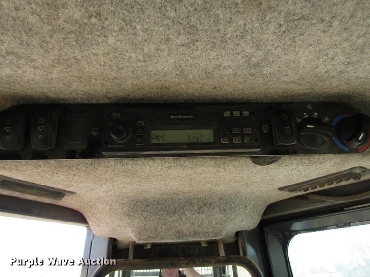 image for item DG0205 2008 John Deere 850J dozer