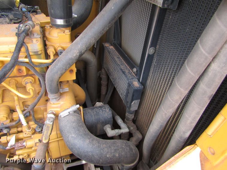 image for item DG0205 2008 John Deere 850J dozer