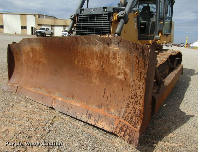 image for item DG0205 2008 John Deere 850J dozer