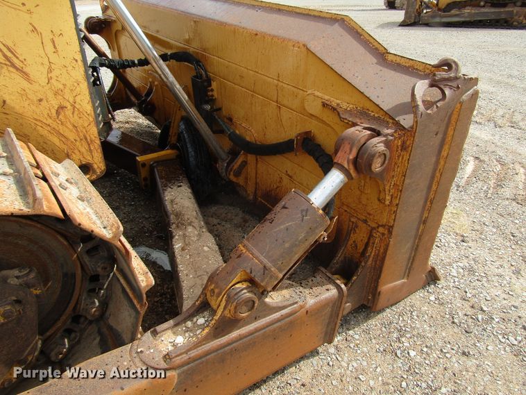 image for item DG0205 2008 John Deere 850J dozer