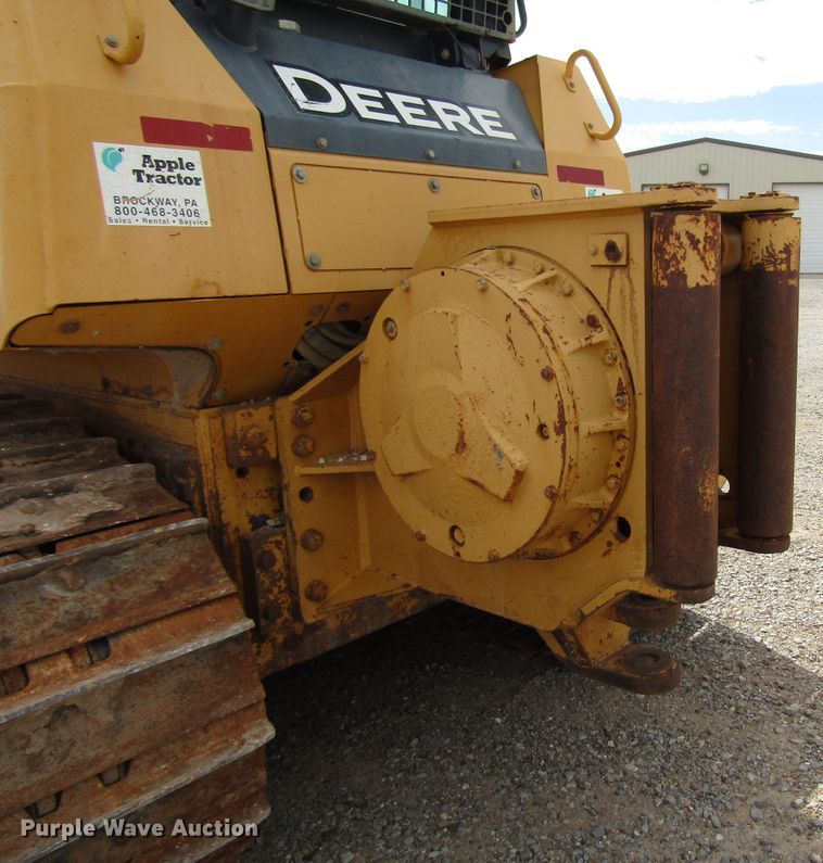 image for item DG0205 2008 John Deere 850J dozer