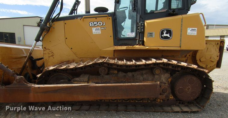 image for item DG0205 2008 John Deere 850J dozer