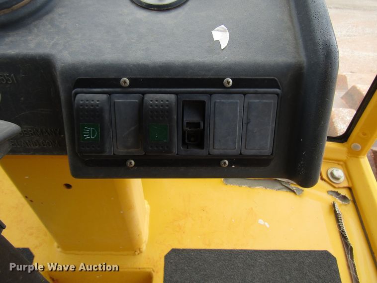 image for item DG0206 Vibromax VM106PD single drum vibratory roller