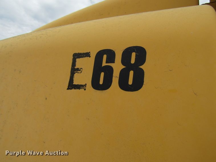 image for item DG0206 Vibromax VM106PD single drum vibratory roller