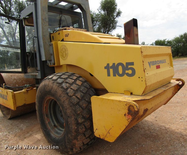 image for item DG0207 2005 Vibromax 1105 single drum vibratory roller