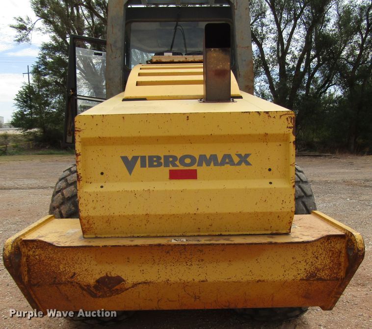 image for item DG0207 2005 Vibromax 1105 single drum vibratory roller