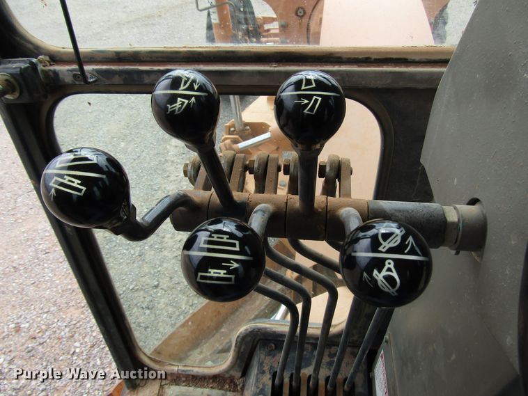 image for item DG0208 2007 Case 865 motor grader