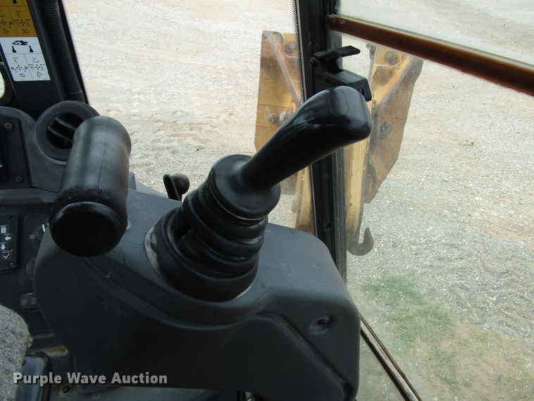 image for item DG0215 2012 John Deere 310SJ backhoe